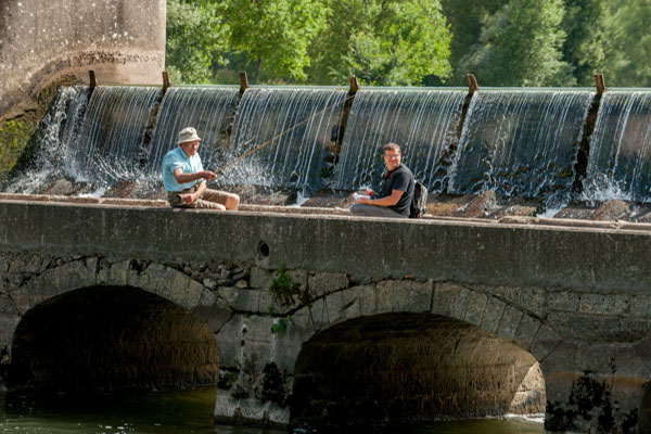 Barrage EDF, Sur Les Rives Du Tarn.